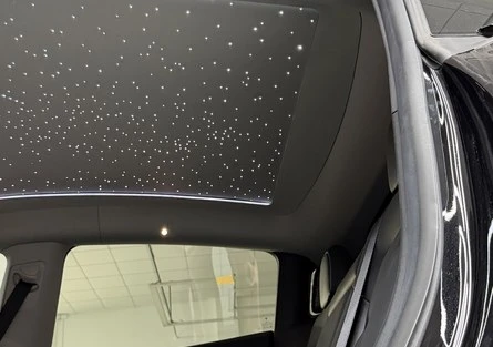Tesla Model Y Smart Electric Starlight Sunshade Installation Case